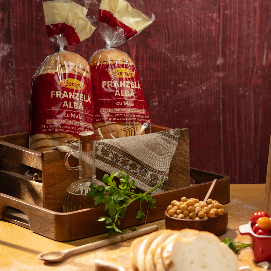 ingrediente toast cu humus